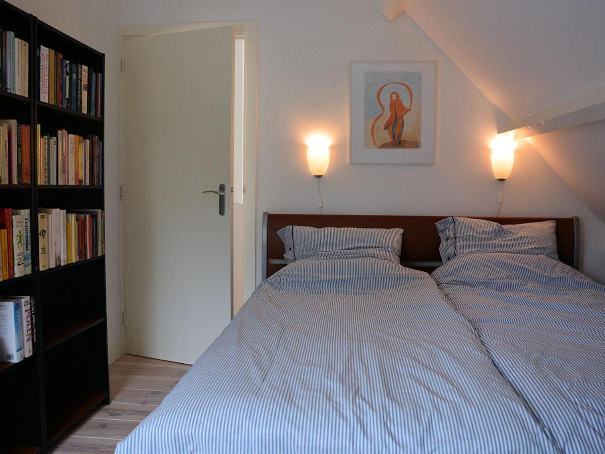 Lovely Holiday Home In Noordwijkerhout Near Lake Exterior photo